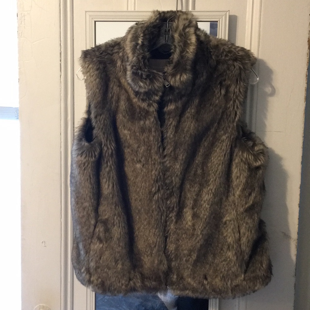 Banana Republic Faux Fur Vest